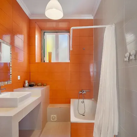 Whome Urban Comfort: 1-Br Near Airport & Train Station Lissabon Exterior foto