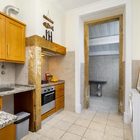 Whome Urban Comfort: 1-Br Near Airport & Train Station Lissabon Exterior foto